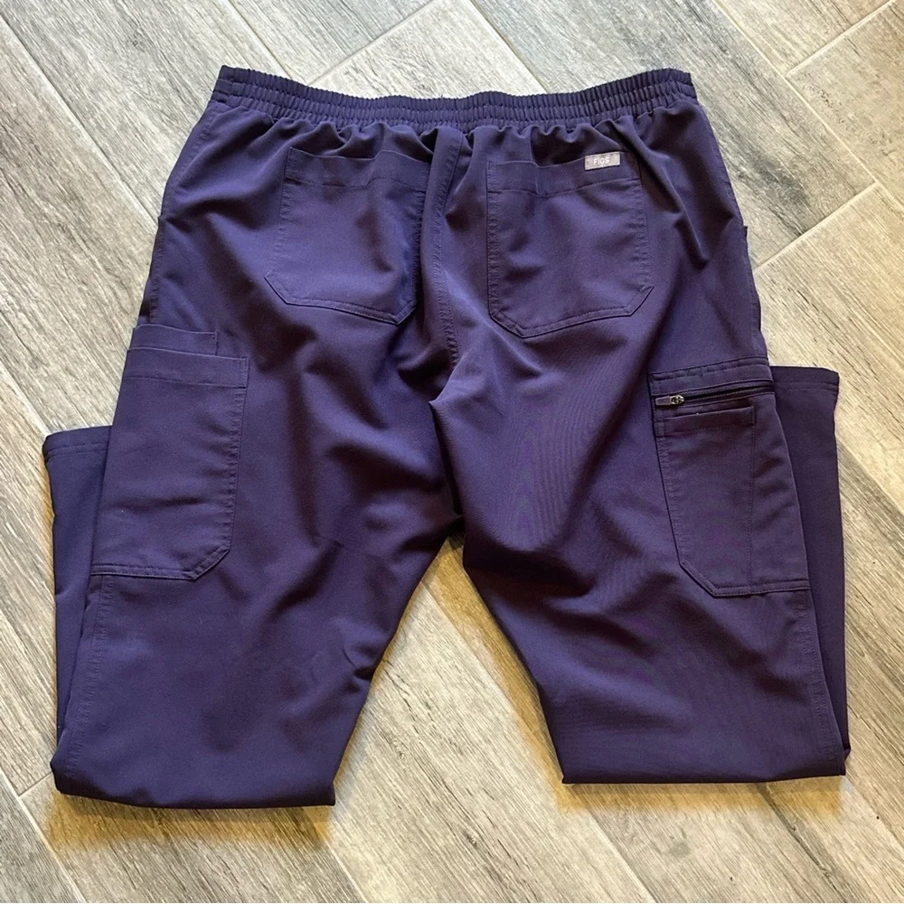FIGS Purple V-Neck Scrub Top and Drawstring Pants Set